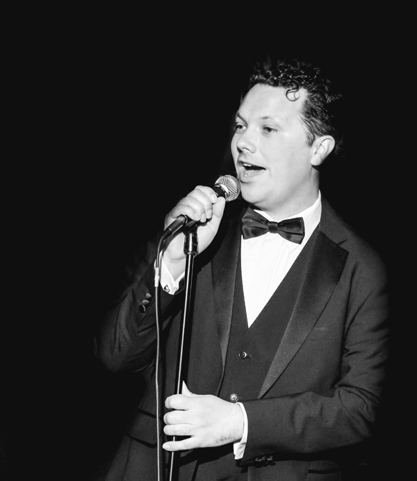 AN AUDIENCE WITH STEVE D'WONDERFUL<br>AUDIENCE U STEVA ÚŽASŇÁKA<br>PRAGUE FRINGE FESTIVAL 2016