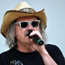 ŽLUTÝ PES BLUESBERRY SPEKTRUM, Výrava, 09/06/2017 20:00