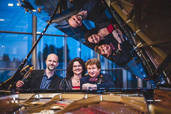 Vánoční čas PETROF PIANO TRIO, Hradec Králové, 13/12/2018 19:00