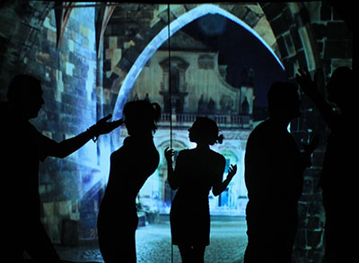 Cinderella - shadow theatre/HILT black light theatre Prague/ -HILT black light theatre
 
Praha
